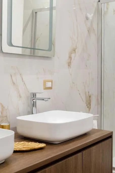 Colosseum 10Steps Away, Marco Aurelio Luxury House Rom